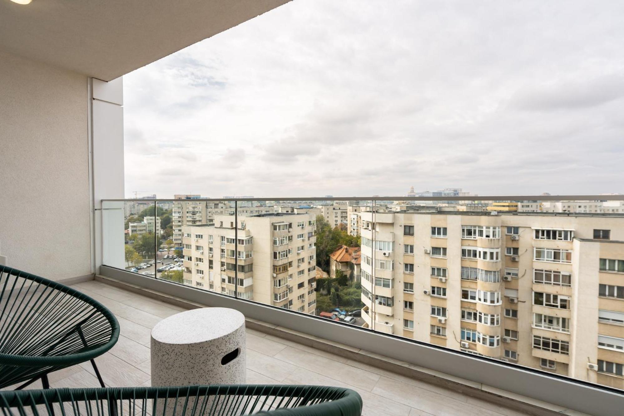 Classy Sassy - Elegant Escape In Timpuri Noi Bucarest