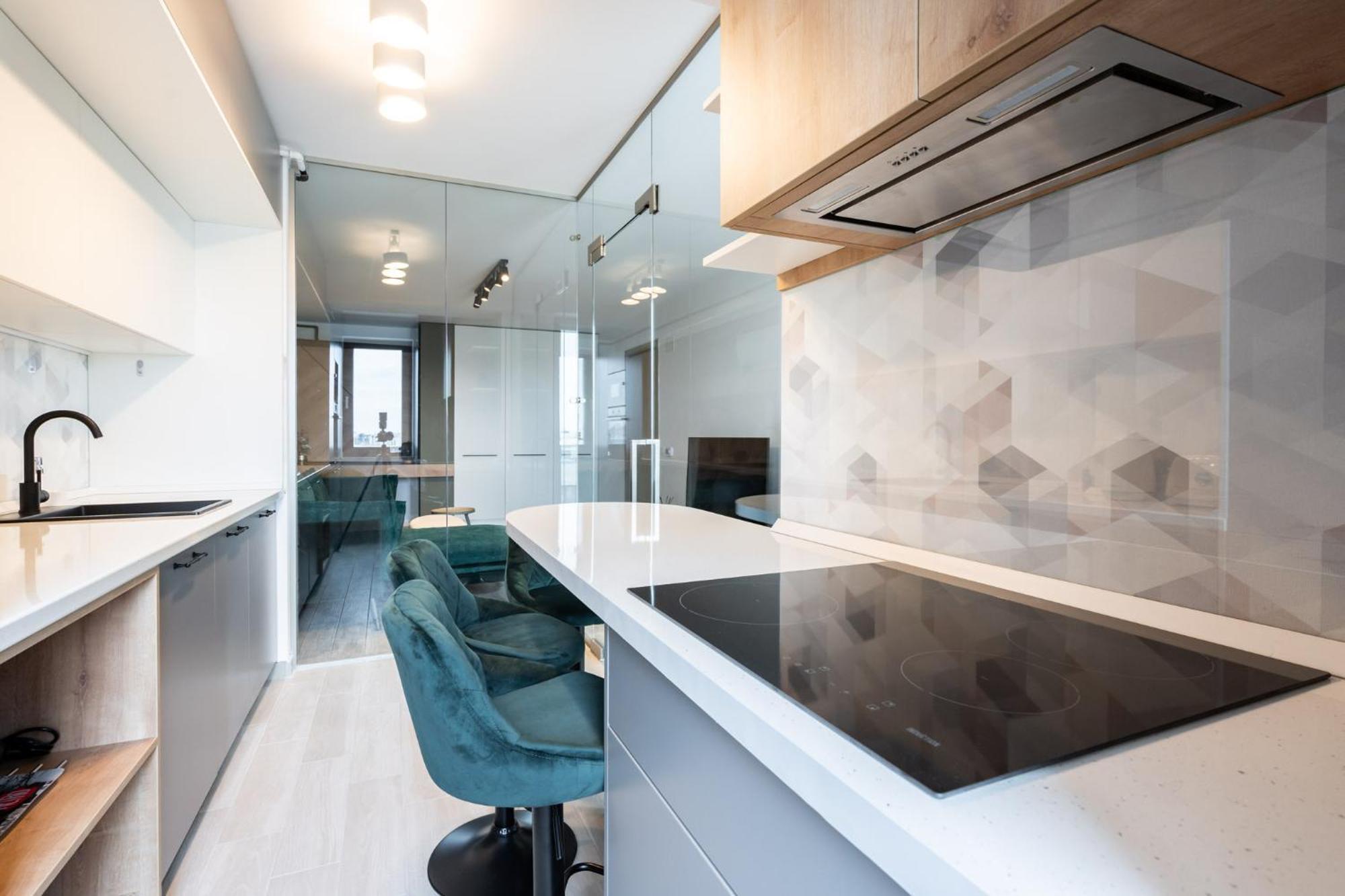 Classy Sassy - Elegant Escape In Timpuri Noi Bucureşti