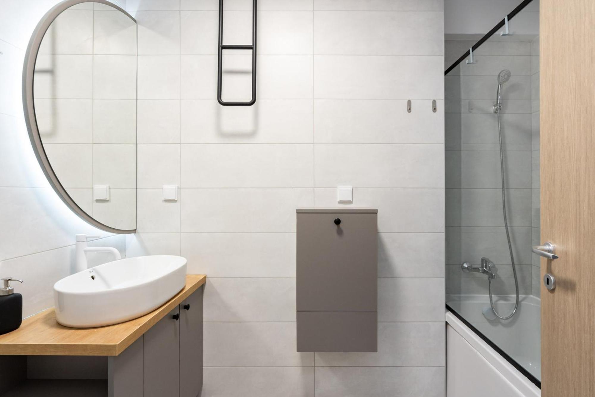 Classy Sassy - Elegant Escape In Timpuri Noi Bucharest