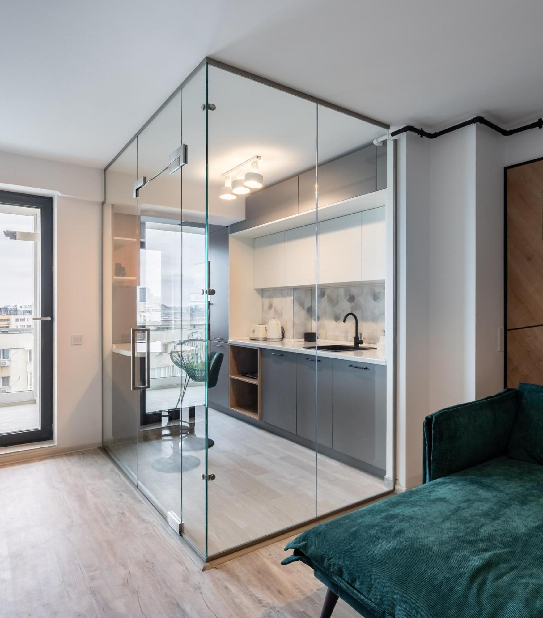Classy Sassy - Elegant Escape In Timpuri Noi Apartment *